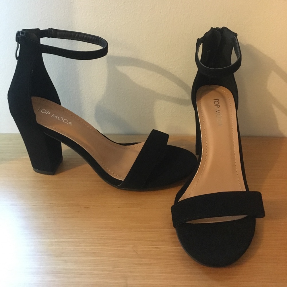 Black Top Moda Heels